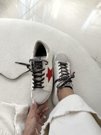 ونس رد (goldengoose)